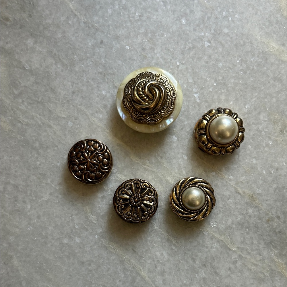 Vintage Style Decorative Button Covers - Assorted